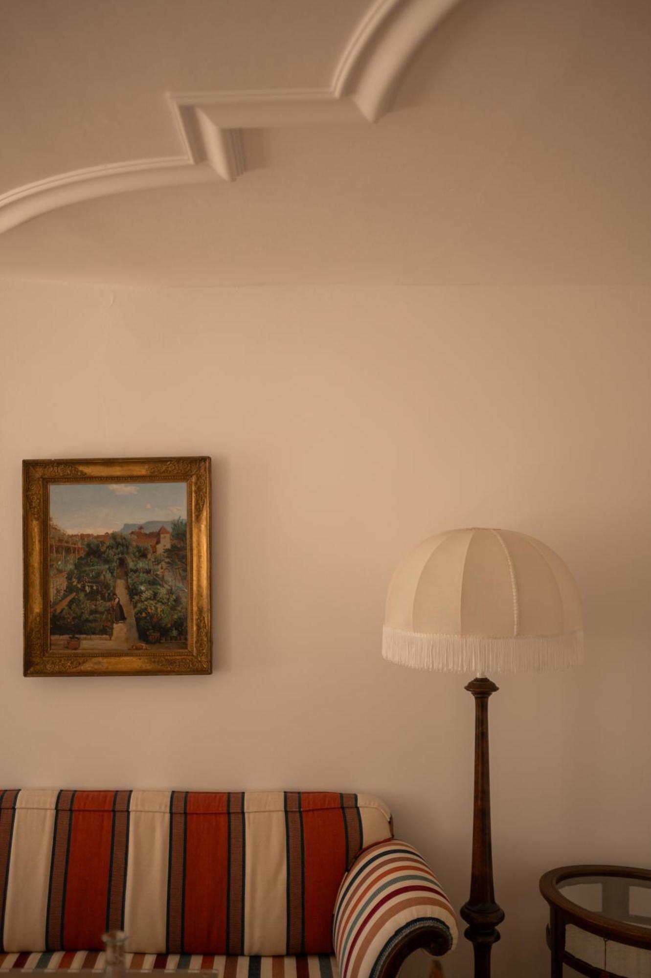 Ottmanngut Suite And Breakfast Merano Exterior foto