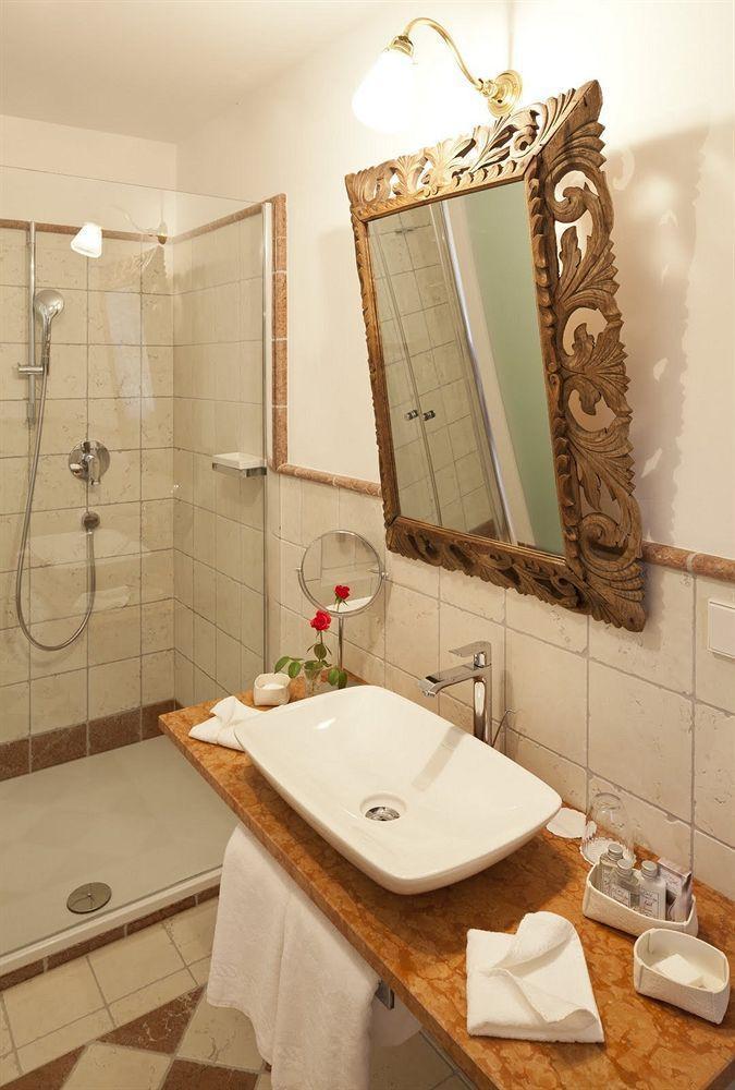 Ottmanngut Suite And Breakfast Merano Exterior foto